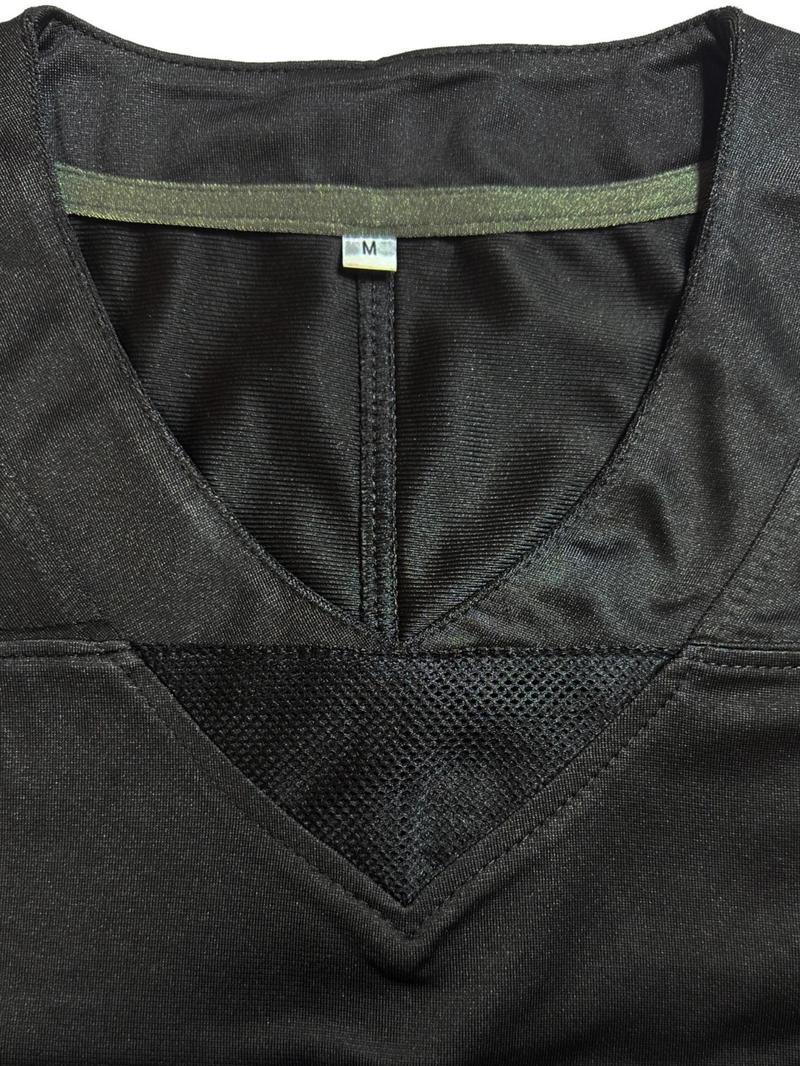 Product Introduction of 【Plus Size】 Number Print Short Sleeve T-Shirt, Loose Casual Breathable V Neck Sports Tee, Men's Plus Size Top for All Seasons 3