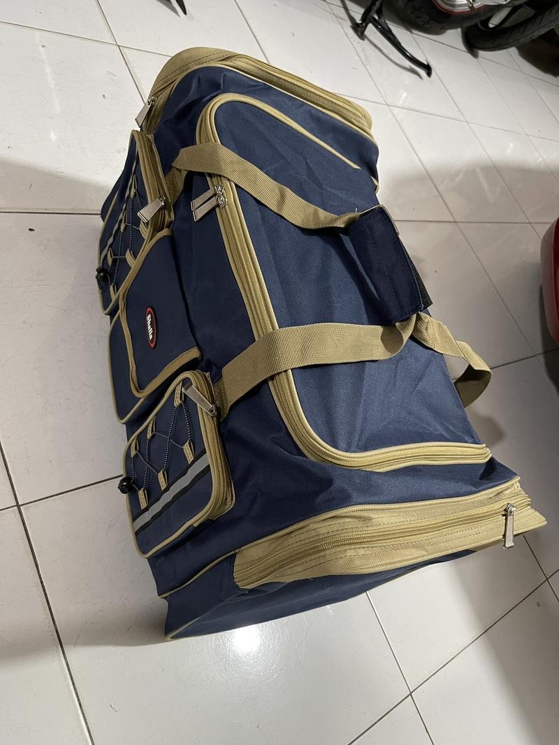 Product Introduction of [HCM] Túi Du Lịch Chống Nước Đựng Quần Áo Balo Trống Xách Tay Cỡ Lớn 65CM K1991 Bag Nam 18