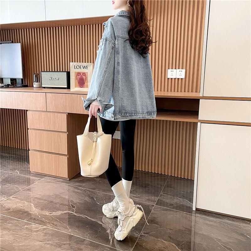Product Introduction of 2024 Spring and Autumn New Design Heavy Rhinestone Denim Jacket for Women with Turn-down Collar Loose Korean Style Versatile Jacket Top 18
