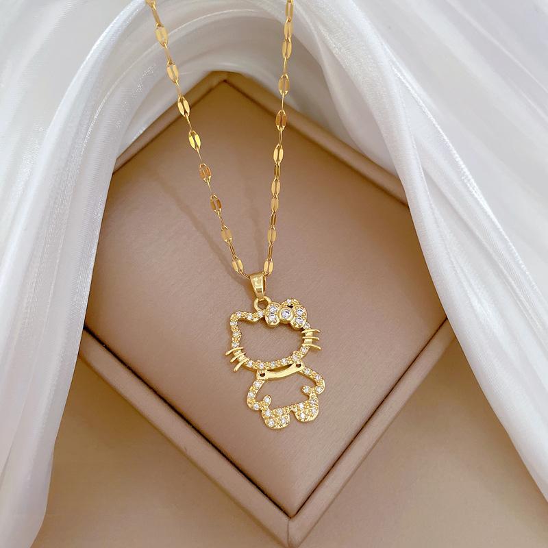 Product Introduction of Vòng Cổ Hoa Bốn Lá, Hàng Mới Về, Dành Cho Phụ Nữ Và Bé Gái, Thanh Lịch, Chất Liệu Thép Titan Cao Cấp, Vỏ Hai Mặt, Dây Chuyền Xương Đòn, Bán Chạy Women Trang Sức Jewelry Chain dây  cỏ  4  lá 5