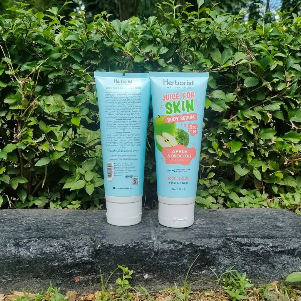 PROMO Herborist Juice For Skin Body Serum Variant Apple & Broccoli Membantu Mencerahkan Kulit Dan Mengandung  Vitamin E 180ml Leher Scrub