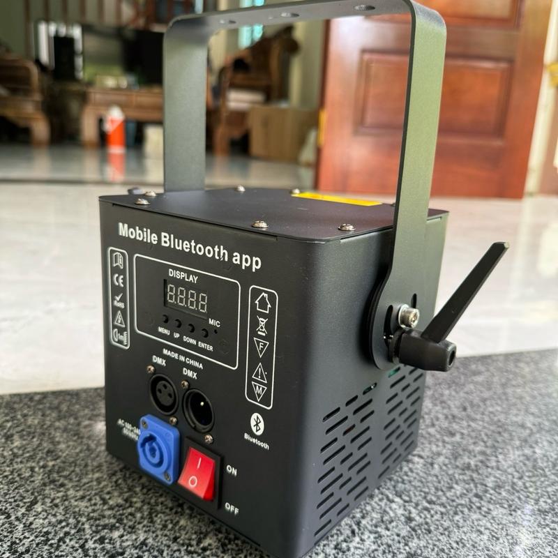 Đèn chiếu Laser Sân Khấu 2W (Viết Chữ, Vẽ Hình Bằng App Điện Thoại Di Động + DMX) Cảm Biến Âm Thanh 2