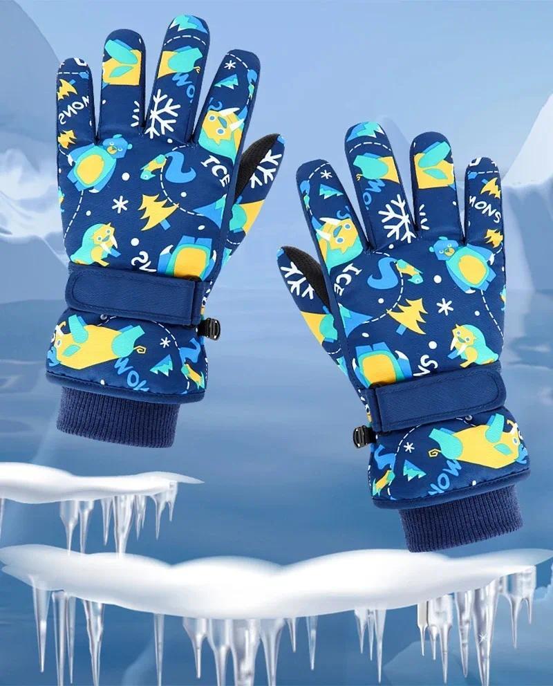 Product Introduction of Outdoor Children's Skiing Gloves Winter Warm Windproof Glovess Cartoon and Velvet Waterproof Riding Gloves Guantes Para El Frio 10