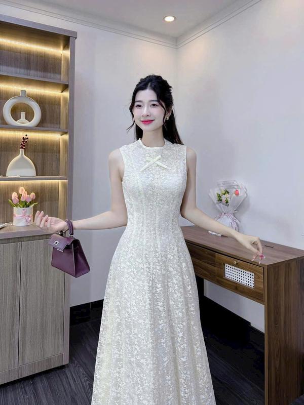 váy đầm ren dạ hội dáng dài cổ tròn tay ngắn dáng dài chát ren siêu đẹp dành cho nữ 4