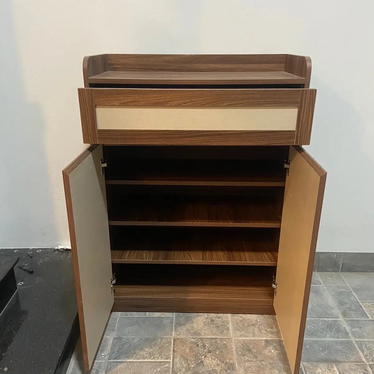 Tủ để giày đẹp xinh xinh