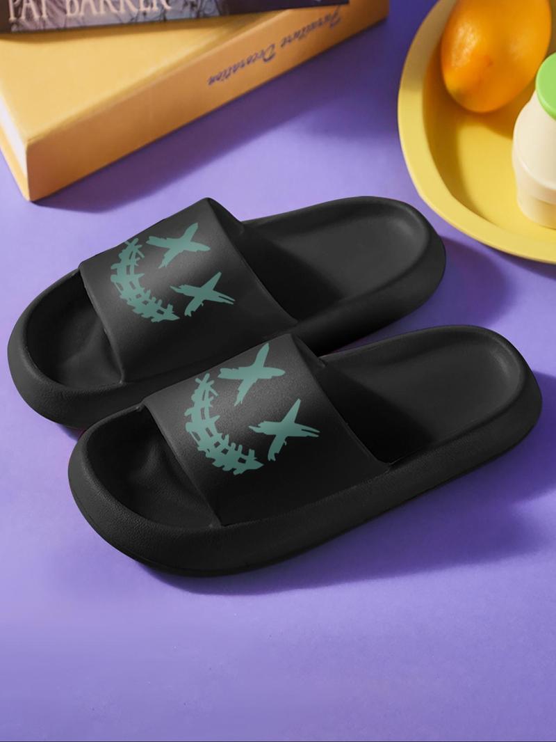 Product Introduction of Men's Casual Cartoon Pattern Slippers, Lightweight Breathable Comfortable Home Slippers, Non-slip Soft Slippers for Indoor & Outdoor Wear 11