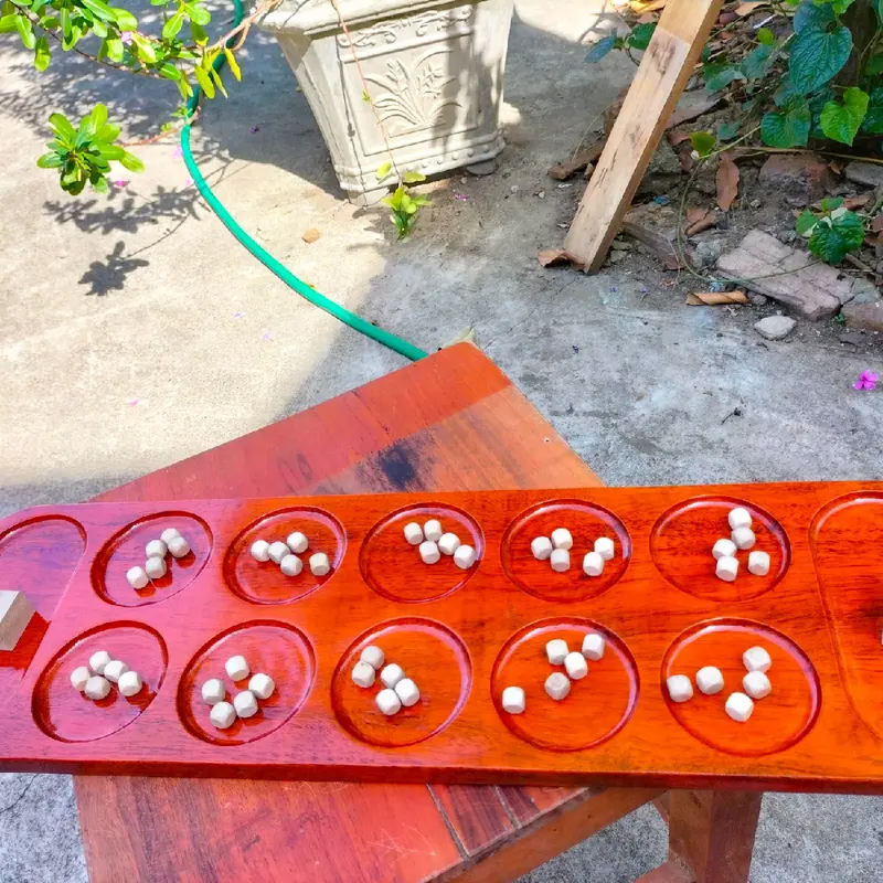 bộ trò chơi ô ăn quan loại viên to làm bằng gỗ tự nhiên.chò chơi dân gian giúp trẻ giải trí  sau những giờ học 4