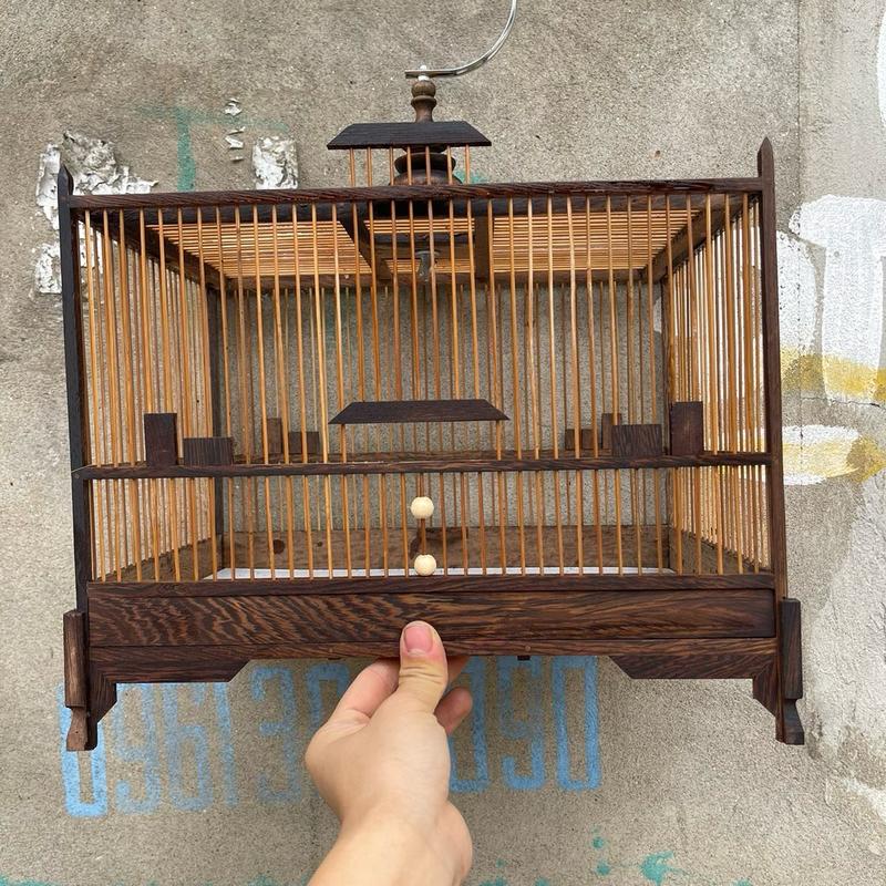 Lồng Hút Mật Lồng chim khuyên để bàn gỗ mun đuôi công hình chữ nhật vân đẹp tặng kèm phụ kiện HM13 Kabosa