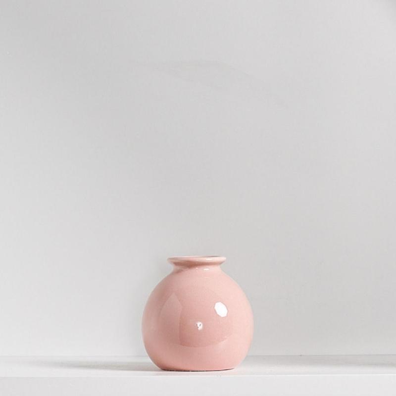 Product Introduction of Style Ceramic Flower Vase Creative Handicraft Hydroponic Flower Holder Simple Exquisite Aromatherapy Bottle Living Room 10