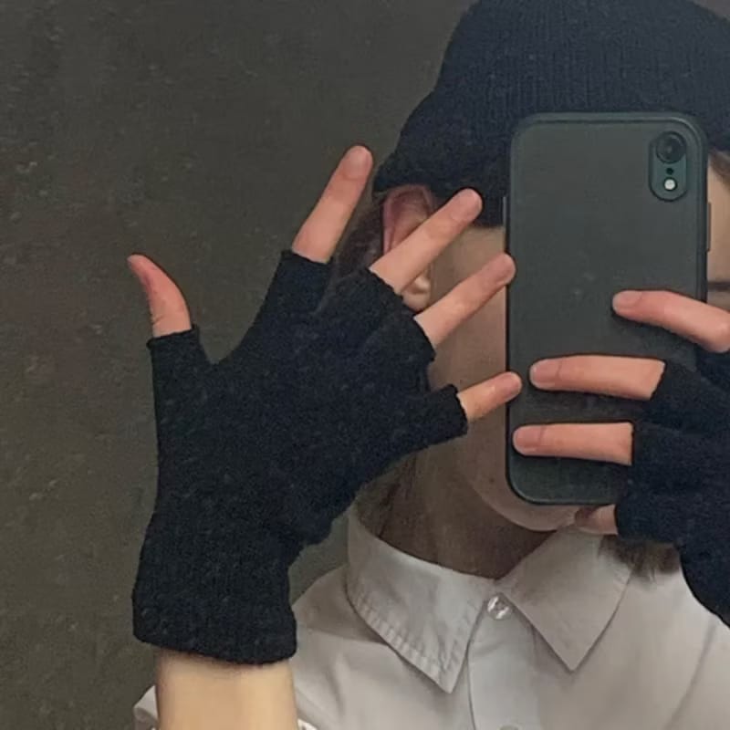Sarung Tangan Hitam Rajut Dewasa Unisex Aksesoris Elegan Gloves Sarung Tangan Hitam Rajut Dewasa Unisex Aksesoris Elegan Gloves