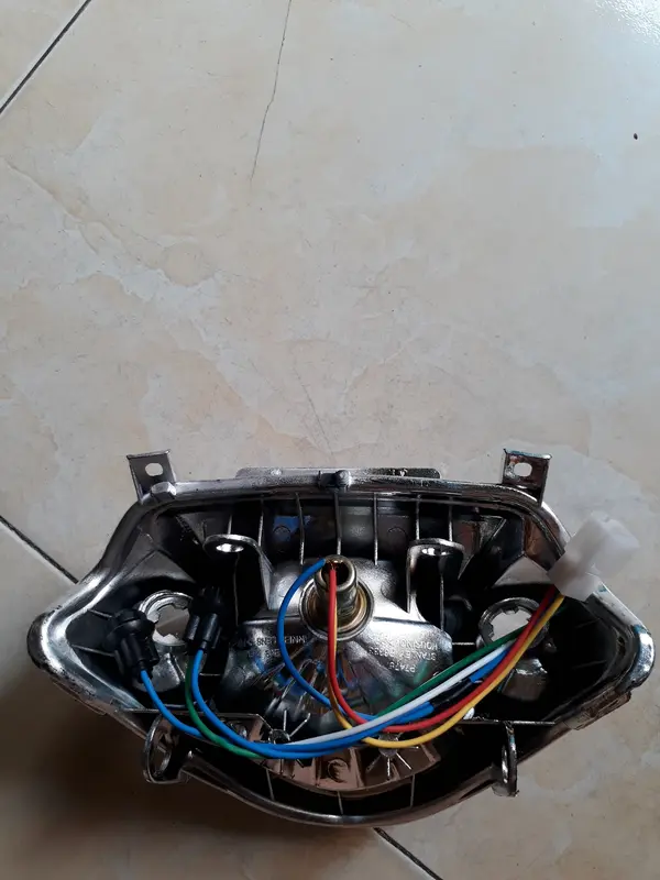 Bộ đèn lái Sirius (có vắt đủ bộ) 3