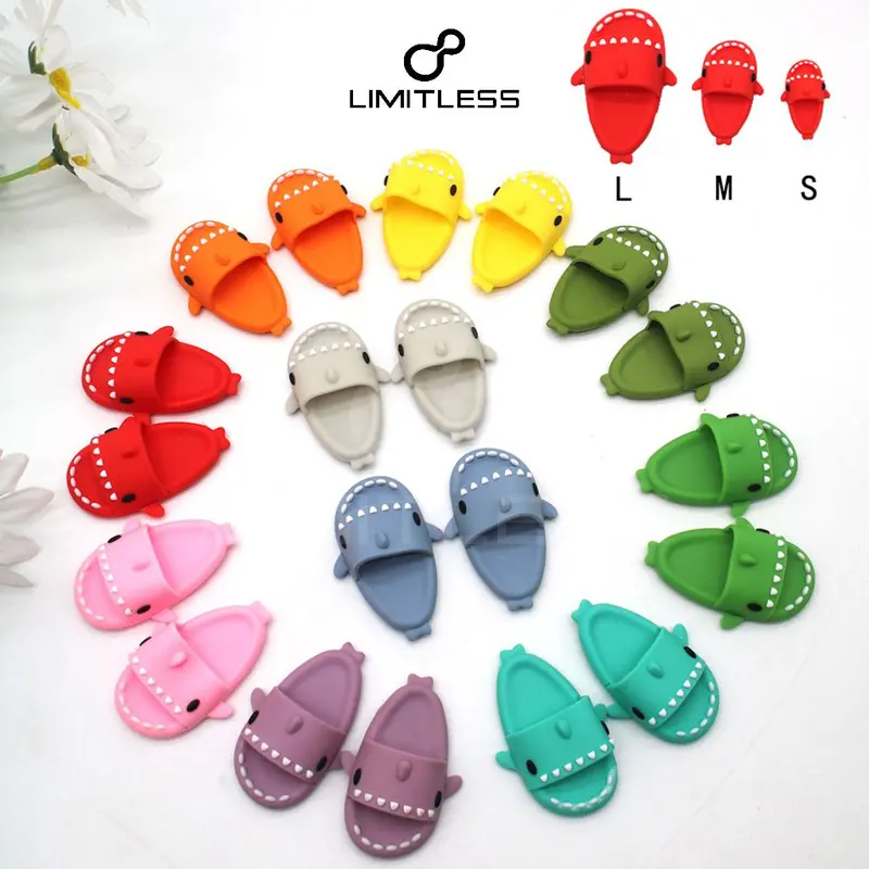 Aksesoris Jibbitz Hiue Terbaru 2024 Lucu Premium Pin Hiu Motif Terbaru Karakter Kekinian Unisex ( Sandal Sepatu ) Shoe Karet Model Shark Warna Selempang Badminton Safety Pump Flash 2