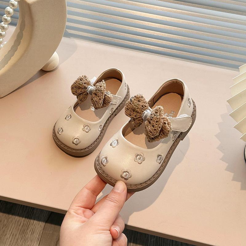 [New Model] AG SHOP Girls' Leather Shoes Children's Embroidered Princess Shoes 2025 Spring and Autumn New Bowknot Girls' Single Shoes Baby Girls' Loafers ✨ [Angel] ✨ 2