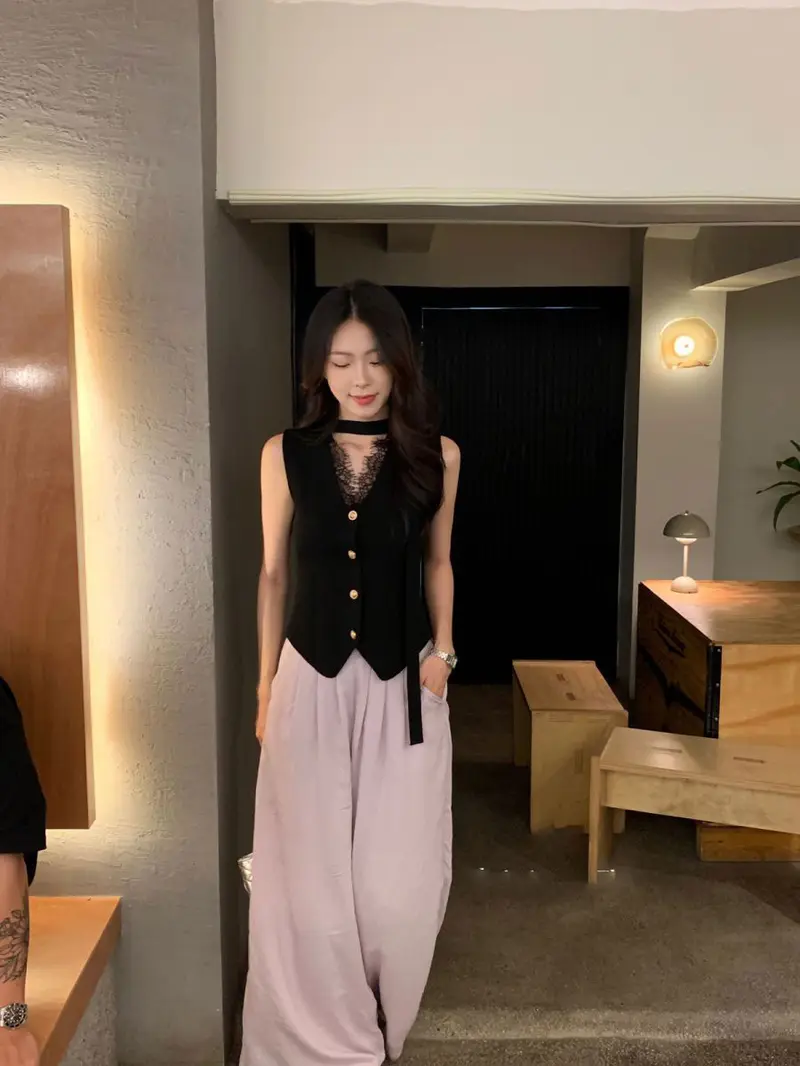 Product Introduction of Áo Ba Lỗ Dệt Kim Cổ Chữ V, Trang Trí Ren Kiểu Pháp, Không Tay, Áo Cơ Sở, Để Lớp Nếp Nữ Women Top Denim 3