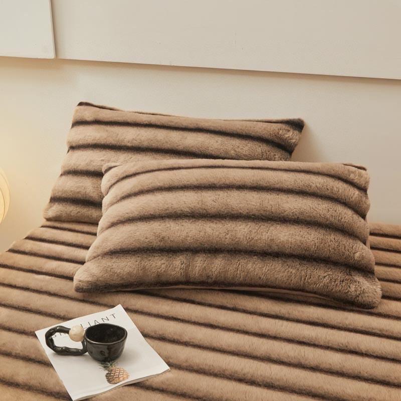 Ga gối nỉ lông hồ ly 3 món mềm mại ấm áp giữ nhiệt nhiều màu 3 size M6, M8, 2M Rubi decor 1