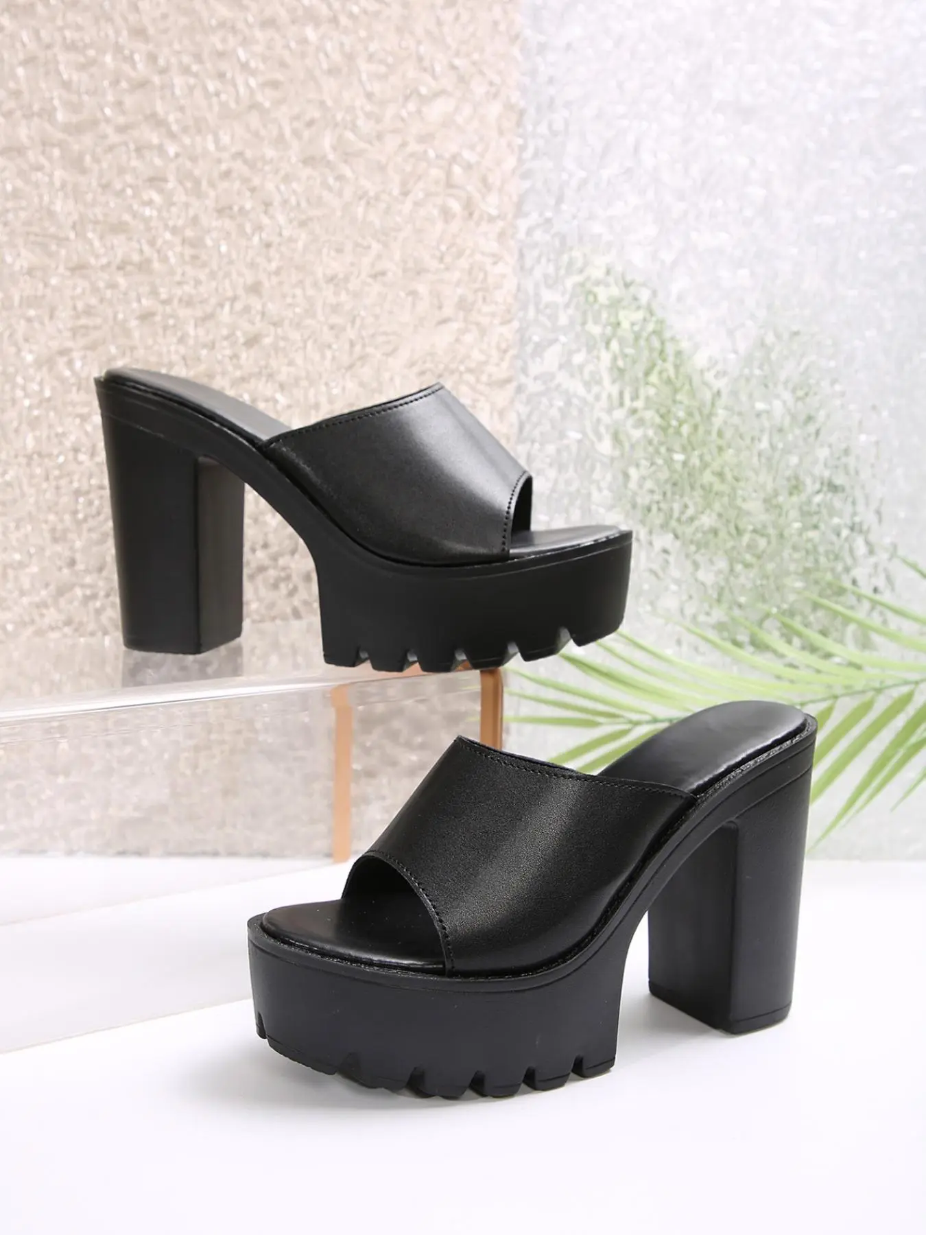 Women's Fashionable Solid Color Chunky Heeled Sandals, Casual Versatile Slip on Sandals for Summer, Lightweight Breathable Comfortable Shoes for Daily Wear, Girl