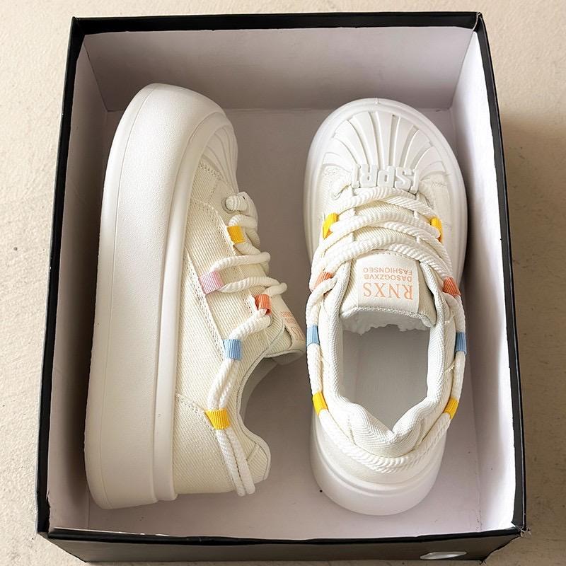 giày thể thao nữ cute , chất liệu vải canvas đế cao 5cm kiểu dáng mới , basic , dế phối đồ Sneaker Shoes Cổ Cao 1