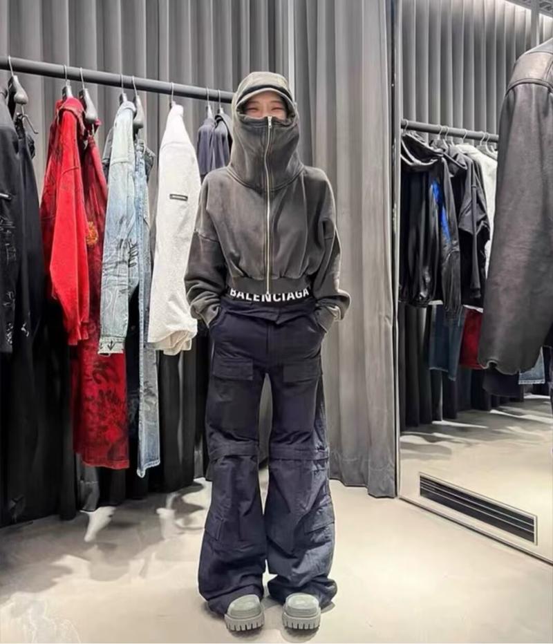 Product Introduction of Cotton Overalls New Large Loose Pockets Overalls Casual Pants Men's Korean Style Trendy All-Matching Pants Summer Thin Draping Wide-Leg Draggle-Tail Trousers Black 8