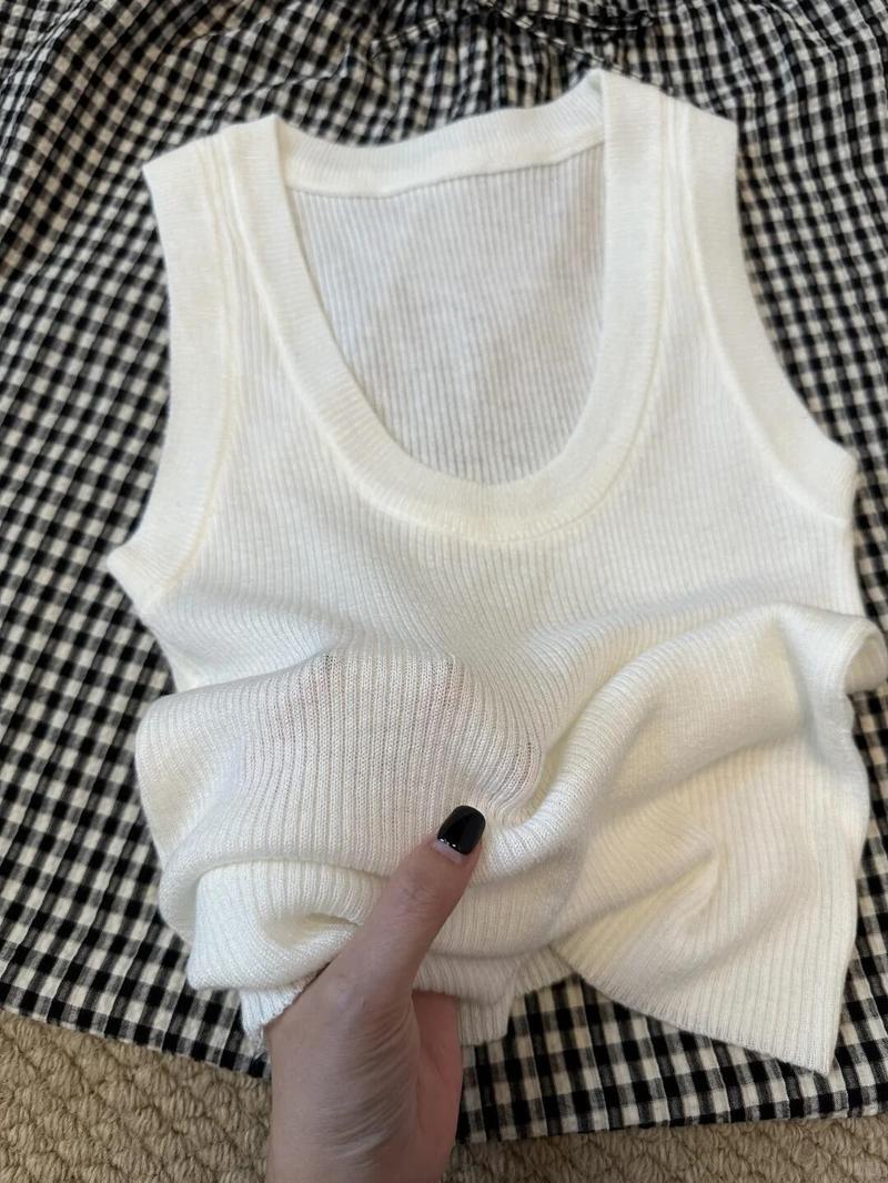 Product Introduction of Áo Vest Dệt Kim Cổ Chữ U Mỏng Bằng Lụa Lạnh Màu Vàng Nhạt, Trắng Và Phong Cách Phương Tây, Dành Cho Nữ, Thích Hợp Mặc Mùa Hè Năm 2024, Có Thể Mặc Kèm Áo Yếm Hàng Mới Về Top Kem Women 8