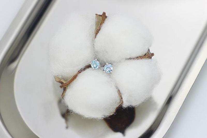 Product Introduction of Bông Tai Đinh tán Topaz, Màu Xanh Pha Lê Tự Nhiên, Khuyên Bông Khuyên Tai Đinh Tán Mini, Siêu Nhỏ, Bạc Sterling, Thích Hợp Cho Học Sinh, Hoa Tai Cá Tính Dễ Phối Đồ 4