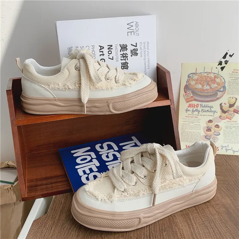 Giày nữ vải tua rua MIA 2 màu Shoes Nhung Sneaker Cổ Cao 4