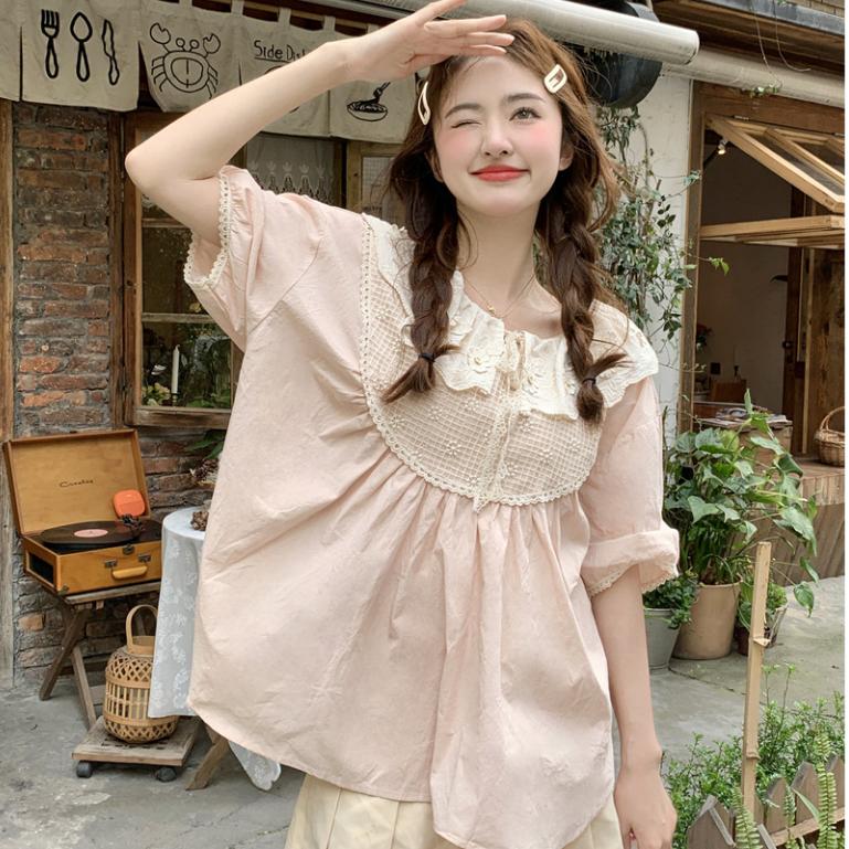 Áo sơ mi nữ cổ viền búp bê thêu hoa hồng nhạt, sơ mi nữ kiểu tay ngắn phồng phong cách dễ thương 5515 5