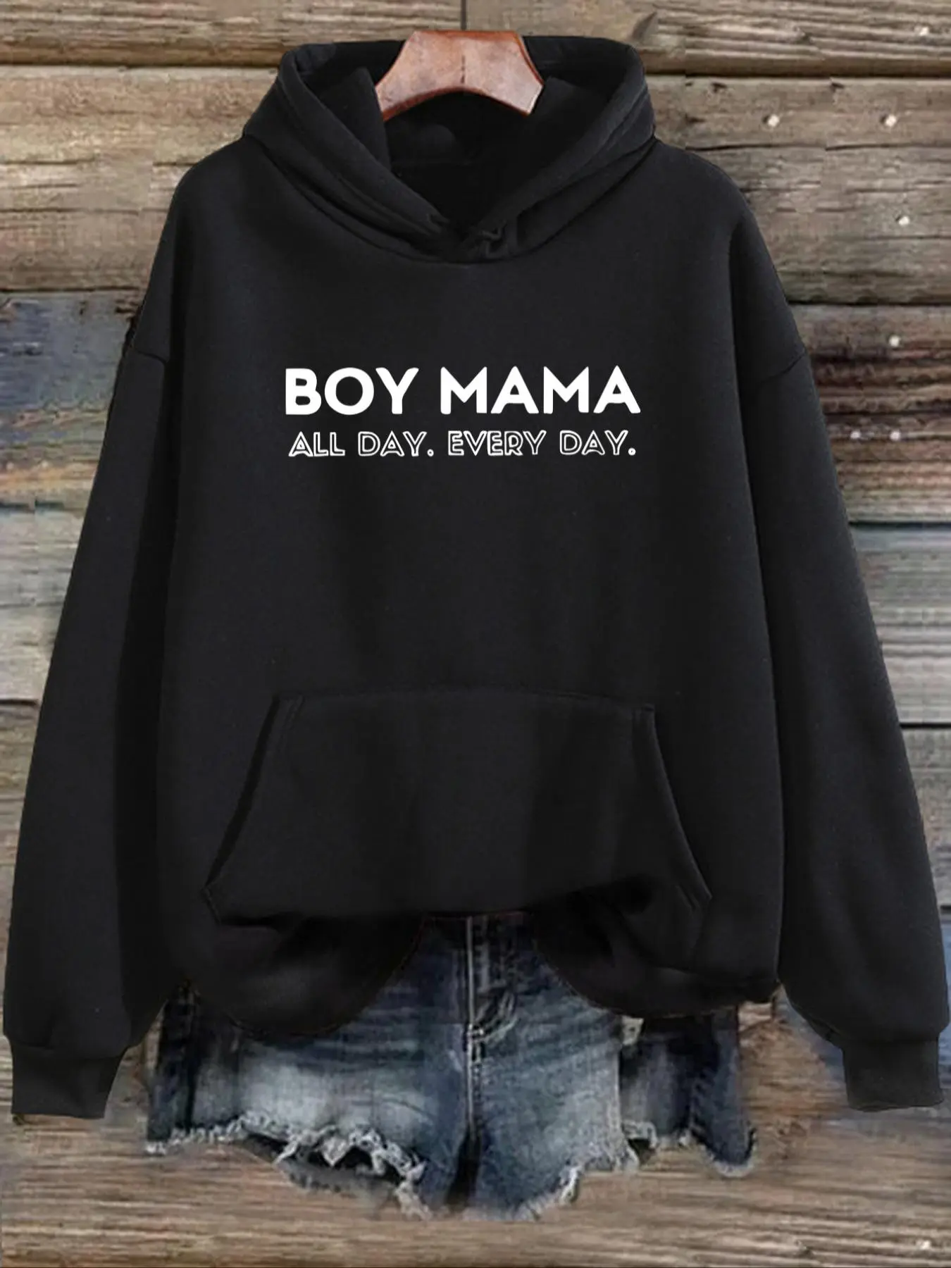 Plus Size Letter Print Drop Shoulder Hoodie, Casual Drawstring Pocket Hooded Sweatshirt for Fall & Winter, Women's Plus Clothing for Daily Wear