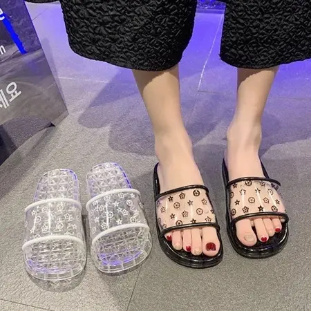 Dép nữ quai trong suốt đi trong nhà Women 0
