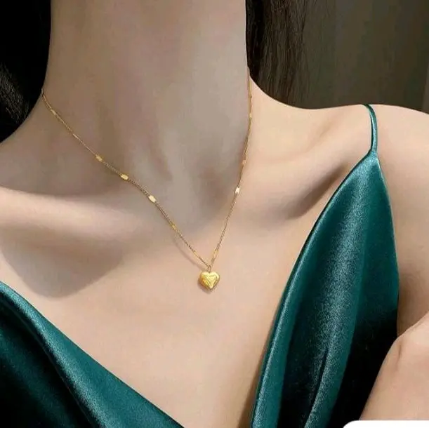 kalung wanita liontin love titanium emas anti karat terlaris Gold