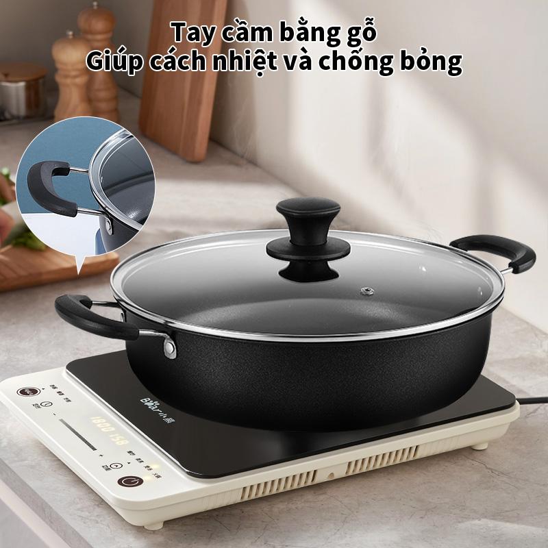 Nồi chống dính đa năng dùng để chiên, rán, nấu canh chảo chống dính Sử dụng được với nhiều loại bếp, thích hợp dùng cho bếp từ và bếp gas Tay cầm bằng gỗ Giúp cách nhiệt và chống bỏng  dr