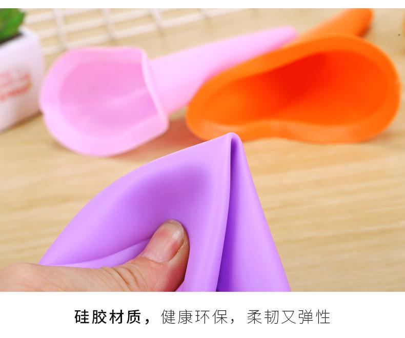 Product Introduction of Outdoor Portable Urine Bag Women Children Mini Toilet for Travel Camp Hiking Potty Children Training Survival Tool 8