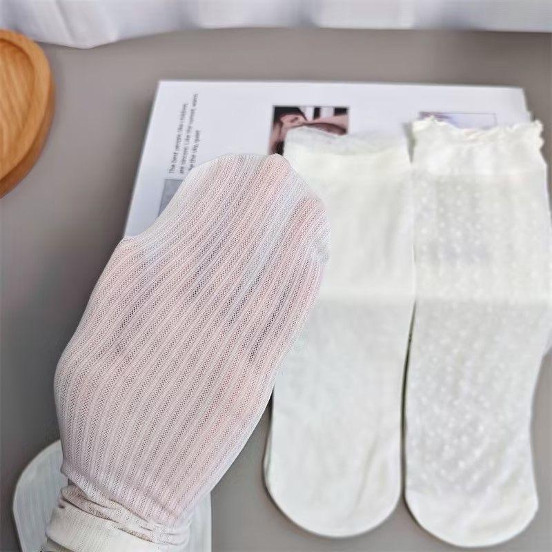 Tất cổ cao nữ phối bèo trong siêu mỏng màu kem be tất thoáng khí TAT01 3
