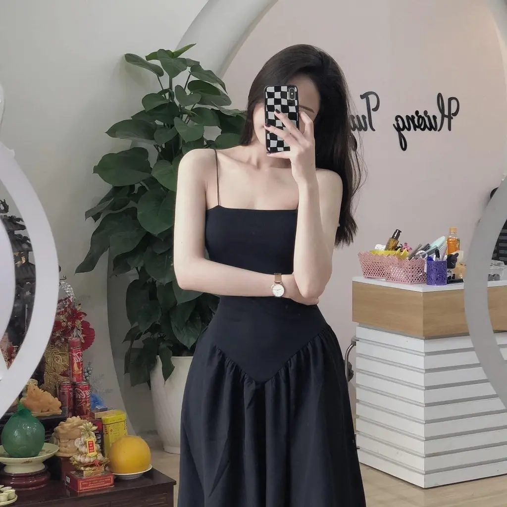 Đầm 2 dây sợi bún ( có mút, có túi )