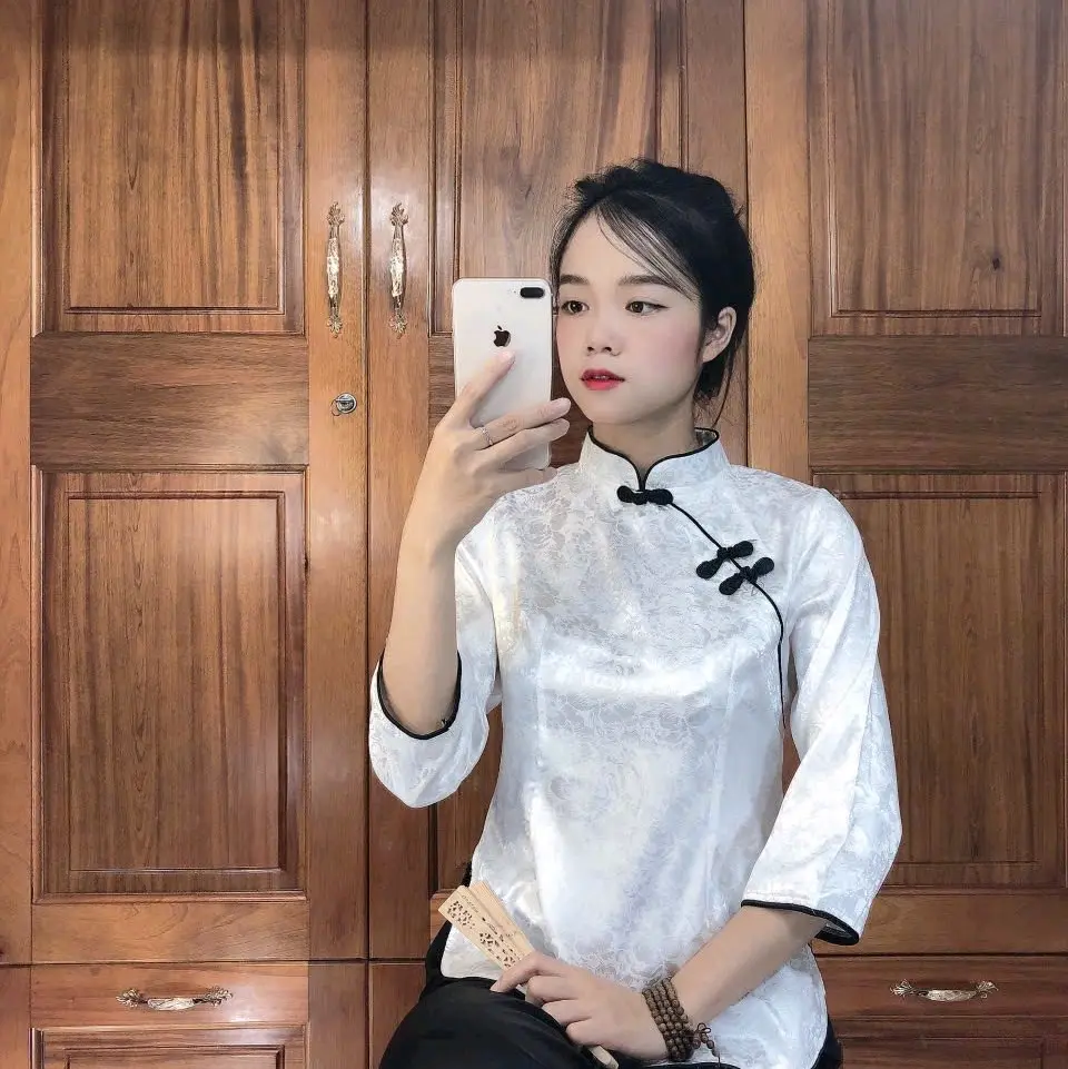 {Áo Lẻ}sẩm gấm dây kéo trùm đầu size 40-70kg phom đẹp áo  Nữ Top