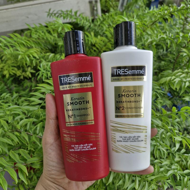 Combo 2 Món: 1 Chai Dầu Gội Tresemme 136g+1 Chai Dầu Xả Tresemme 136g- Hàng Tặng khuyến mãi