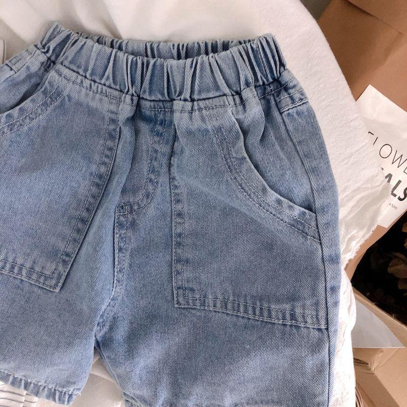 Product Introduction of 2025 Boy's Denim Shorts Summer New Loose Western Style Pants Children Thin Casual Handsome Shorts Fashion 6