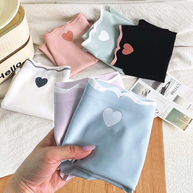 Set 6 quần lót nữ cotton trơn hình trái tim BRALUNE Mã 134 Women 2