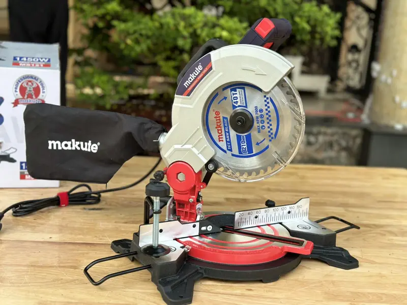 Máy cắt gỗ, Nhôm Makute MS121 Đĩa 210mm, Công suất 1450w - Tặng kèm đĩa 210mm 1