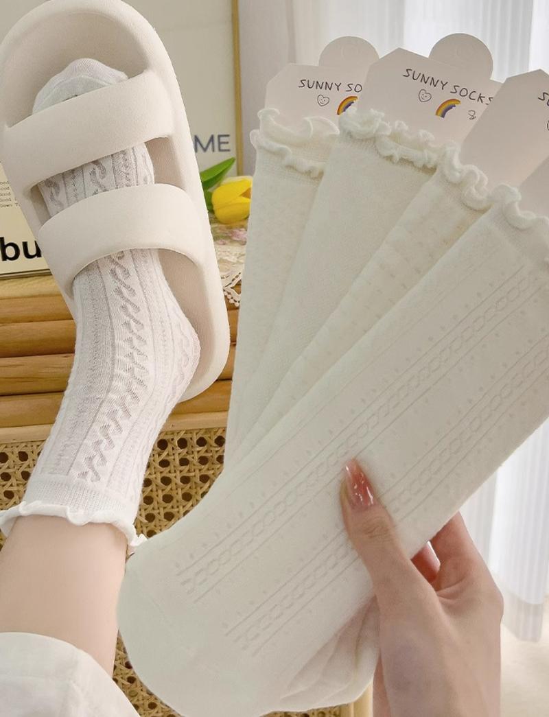 Product Introduction of Women Lace Flower Socks Retro Floral Mesh Lolita Cute Socks Thin Middle Tube Sock Korean Girl Sweet Breathable Socks 7