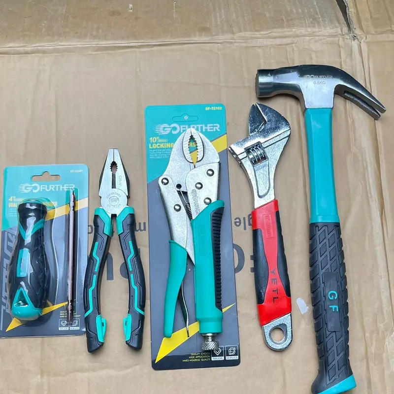 Combo 5 món sửa chữa trong gia đình gồm 1 búa 0.25kg, 1 mỏ lết 10”, 1 kìm bấm 10”, kìm điện 8, tô vít 2 đầu, chất liệu thép CRV 5