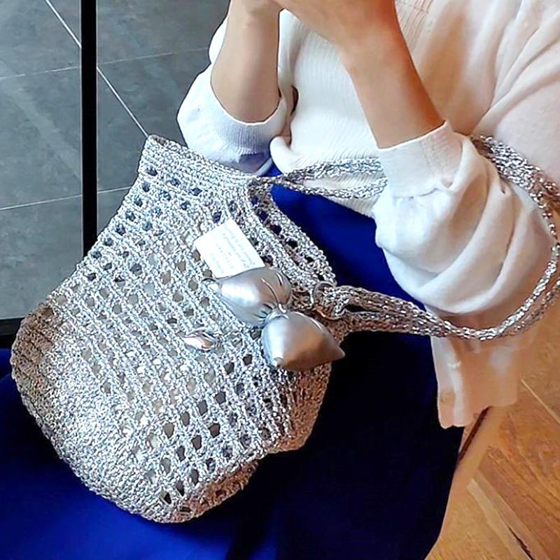 Product Introduction of New Silver Handmade Yarn Popular Same Style Woven Small Silver Bag Woven Flash Core Wire Crochet Needle 200g 1 Ball Yarn 25