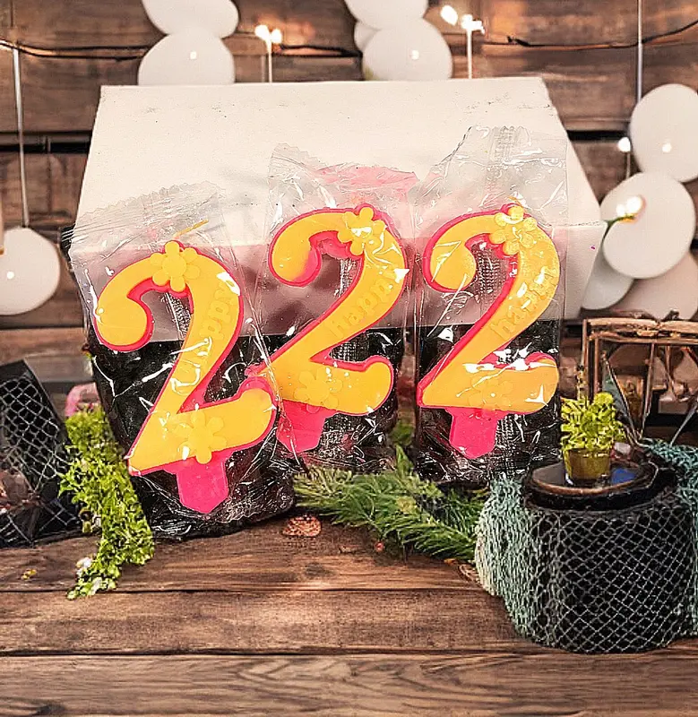 Hộp 20 Nến Số Siêu Rẻ- Phụ Kiện Trang Trí Bánh Sinh Nhật Bánh Kem 5