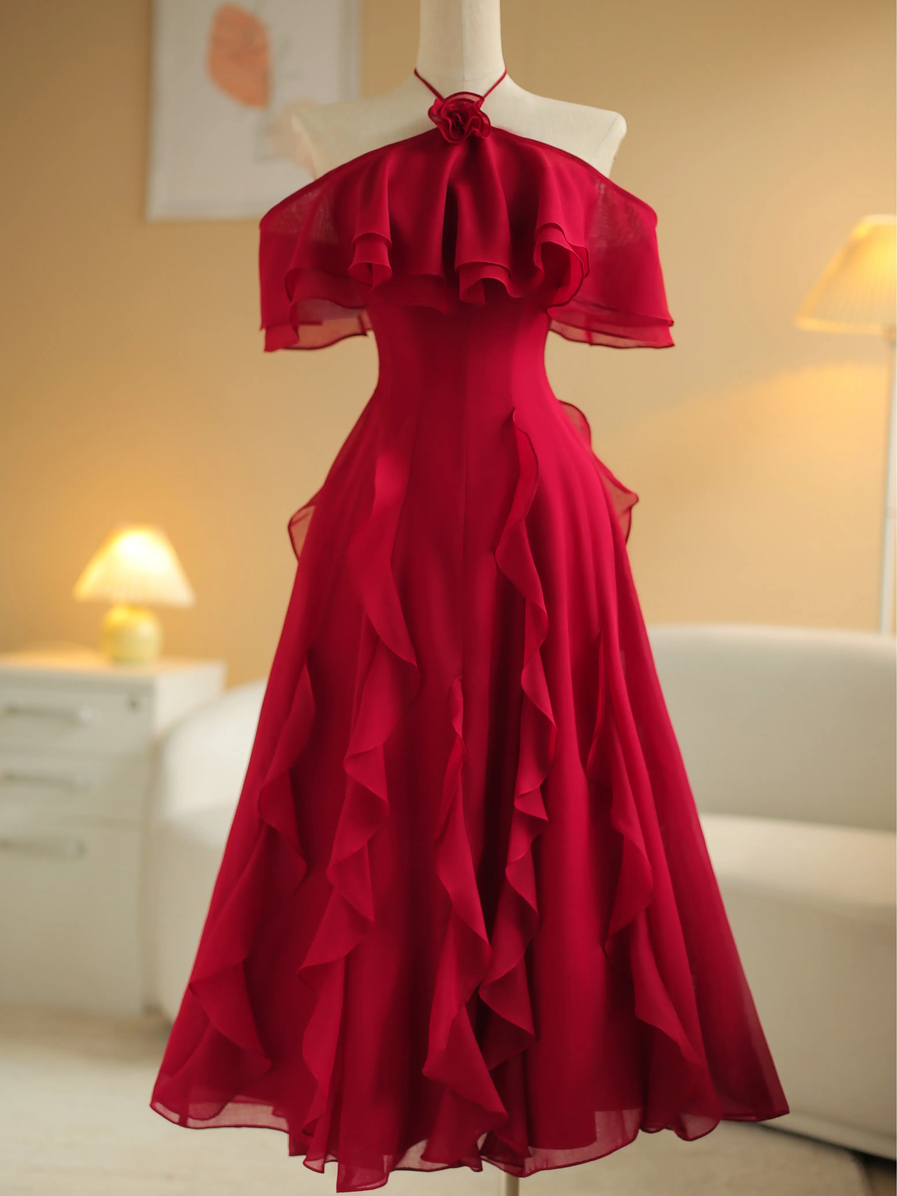 SÒ VINTAGE - ARIA đầm bèo cổ yếm kết hoa