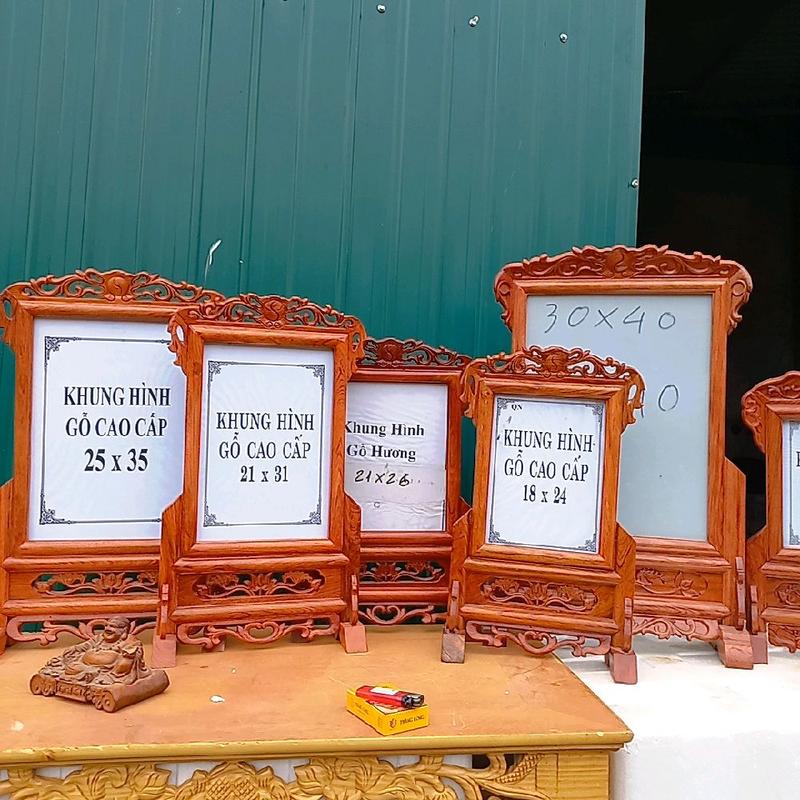 khung ảnh thờ gỗ hương đá saze đủ kích cỡ Decor
