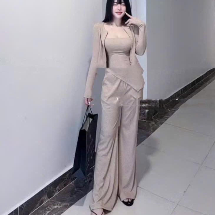 Set 3 Món Áo Cúp Ngực ChanLe Phối Quần Ống Loe Kèm Khoác 3 Màu Siêu Hot Kem Women Nữ Top 1