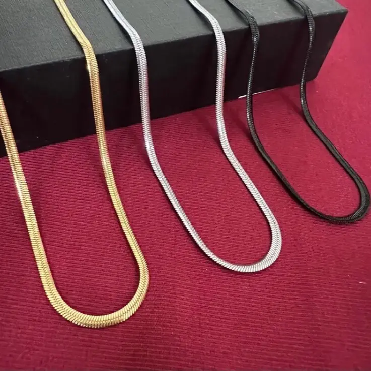 Kalung gepeng Titanium 1