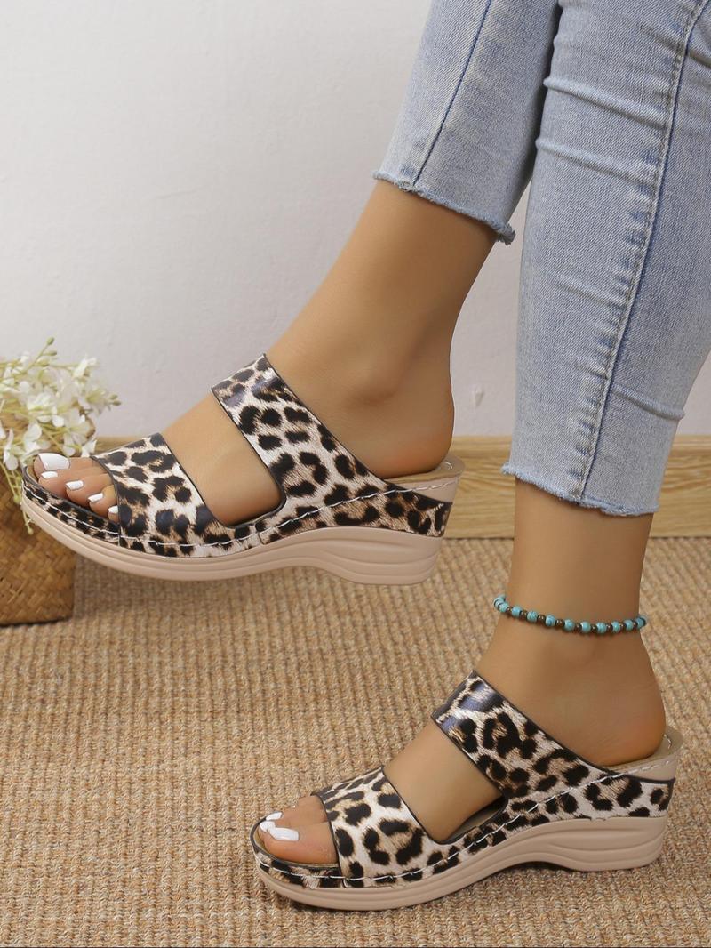 Product Introduction of Women's Fashion Leopard Print Slip on Wedge Sandals, 2024 New Style Casual Comfortable Sandals for Summer Vacation Beach, Female All-match Shoes for Daily Wear 3
