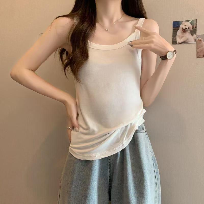 Product Introduction of 2025 Plus Size Black Camisole for Women Spring Summer Sleeveless Base Shirt Versatile Commuting Design 8