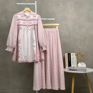 PO40 CHICMORE Setelan dua potong atasan dan rok bawah gaya baru dengan motif cetak