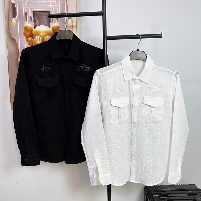 Áo sơmi nam tay dài mẫu đũi logo thêu phối túi hộp